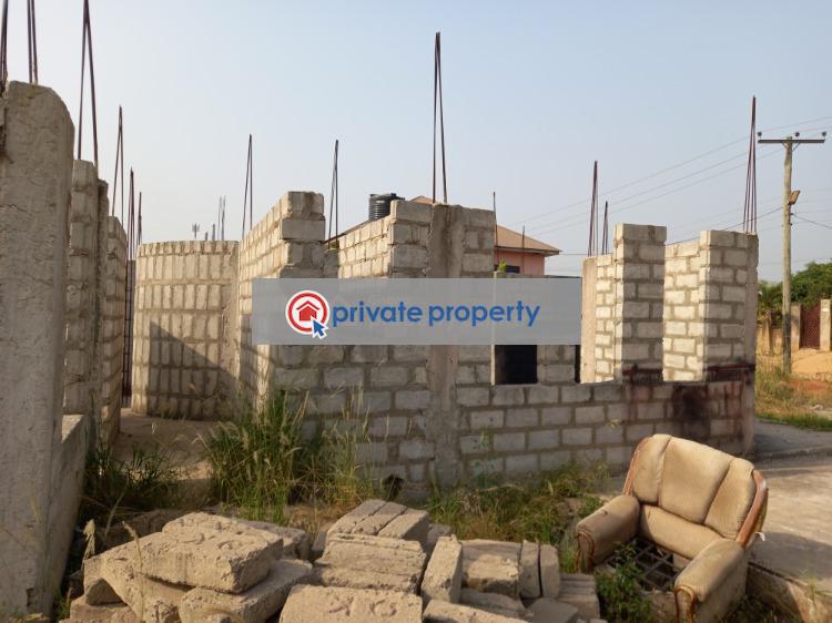6 bedroom House For Sale asenua After Anwiaa Meduma. Kumasi ...