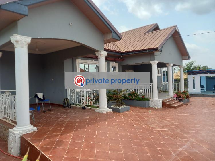 6 bedroom House For Sale &nbsp;ahenema Kokoben Near Santasi. Kumasi Metropolitan Ashanti - 1