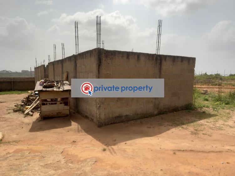6 bedroom House For Sale &nbsp;saaman After Kenyasi Bosore. Kumasi Metropolitan Ashanti - 2