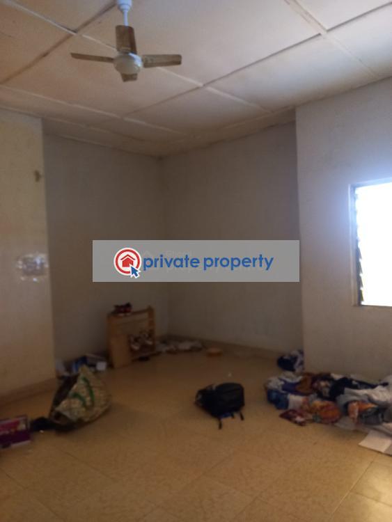 6 bedroom House For Sale &nbsp;abuakwa Manhyia Kumasi Metropolitan Ashanti - 8