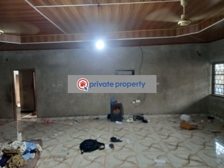 6 bedroom House For Sale &nbsp;kenyasi Adwumam. ( Mr. Motei). Kumasi Metropolitan Ashanti - 11