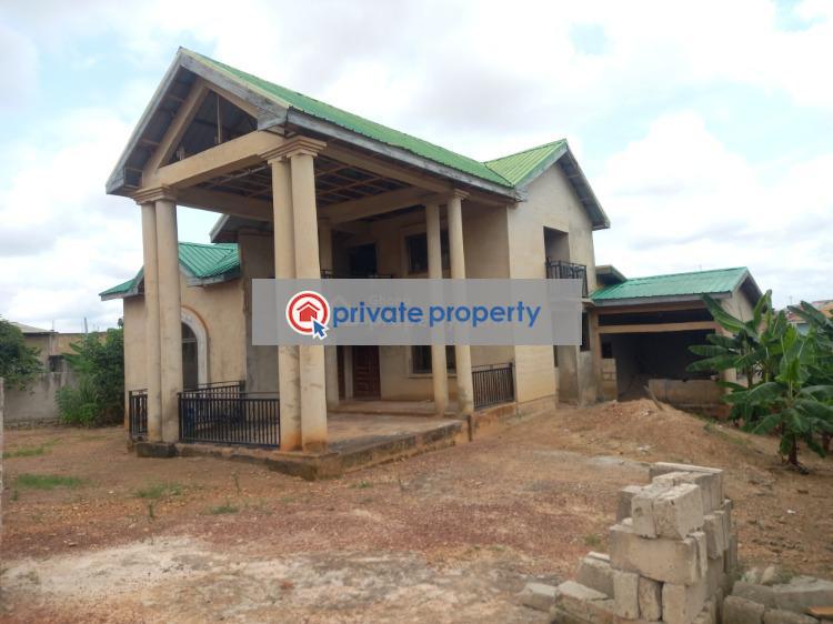 6 bedroom House For Sale &nbsp;ahenema Kokoben Kumasi Metropolitan Ashanti - 3