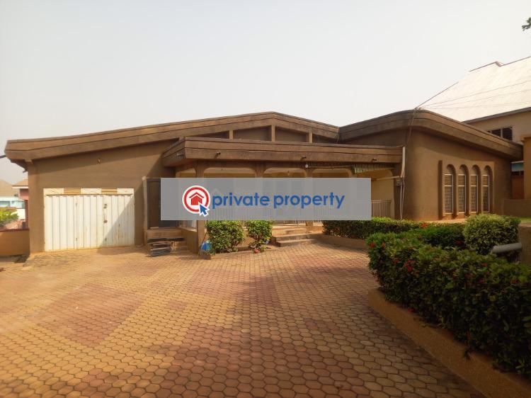 6 bedroom House For Sale &nbsp;kronum Kumasi Metropolitan Ashanti - 2