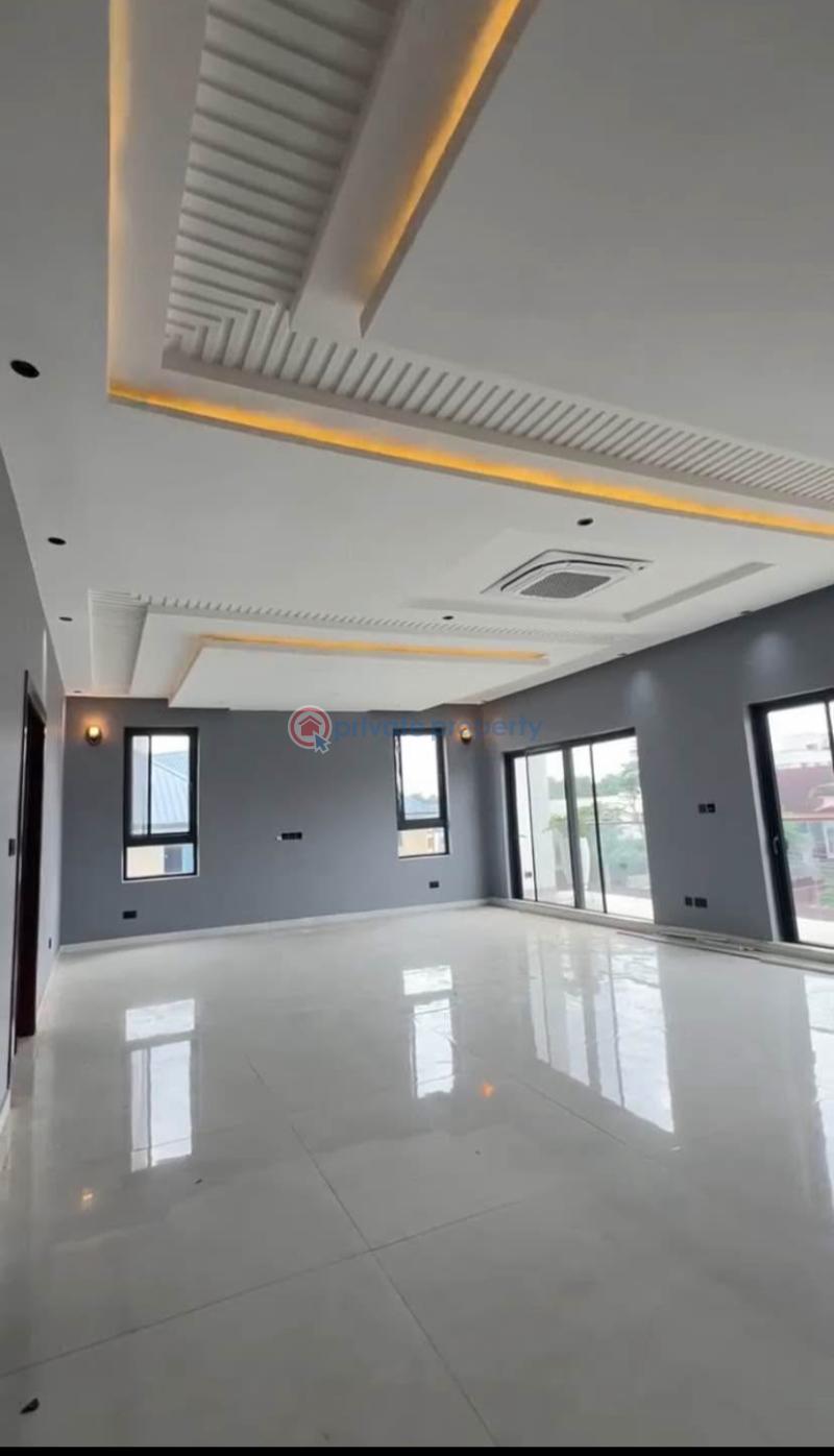 6 bedroom Detached Duplex For Sale East Legon Hills Accra - 3