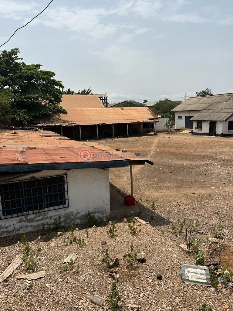 Land For Sale Avenor, Near Circle Alajo Accra - 3