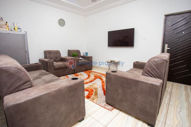 9 bedroom Block of Flats For Sale Adenta Adenta Municipal Accra - 6