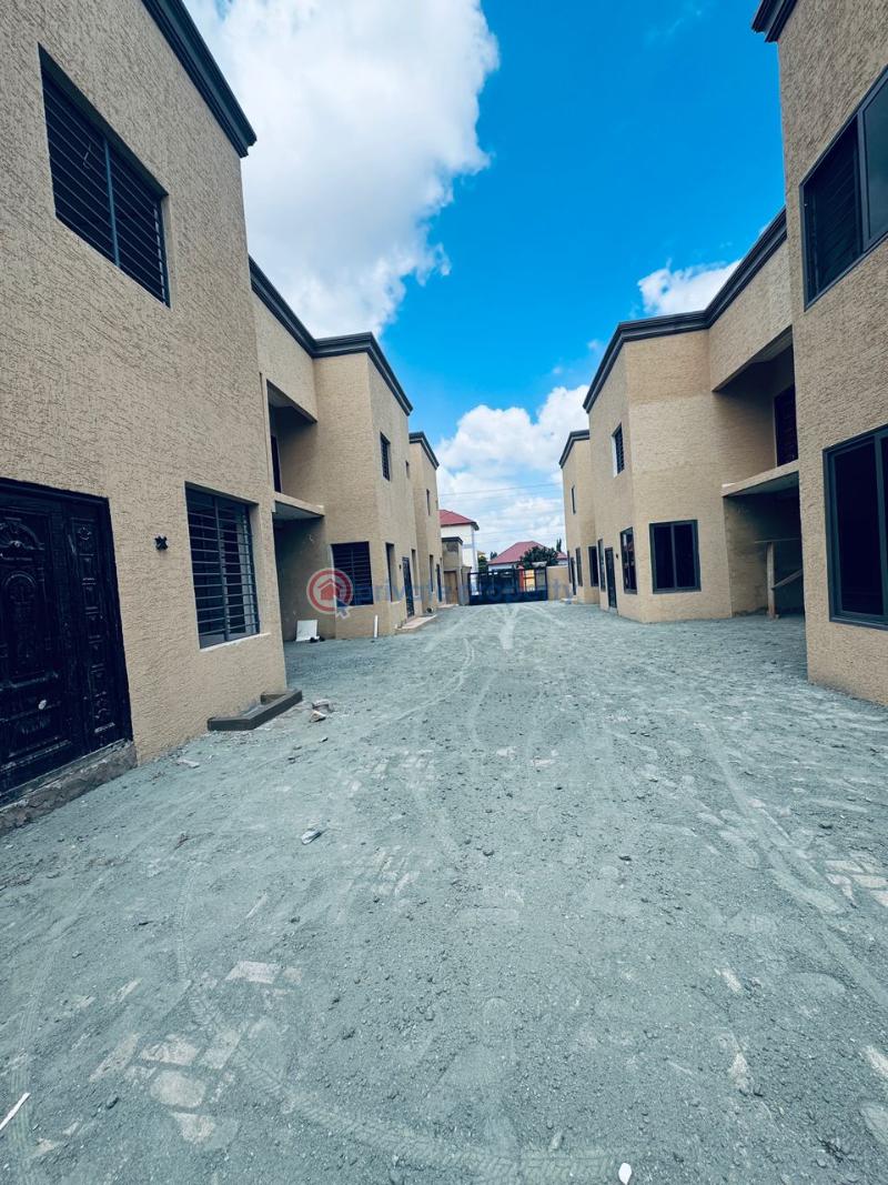3 bedroom House For Sale Community 1 Lakeside Estates. Adenta Municipal Accra - 9