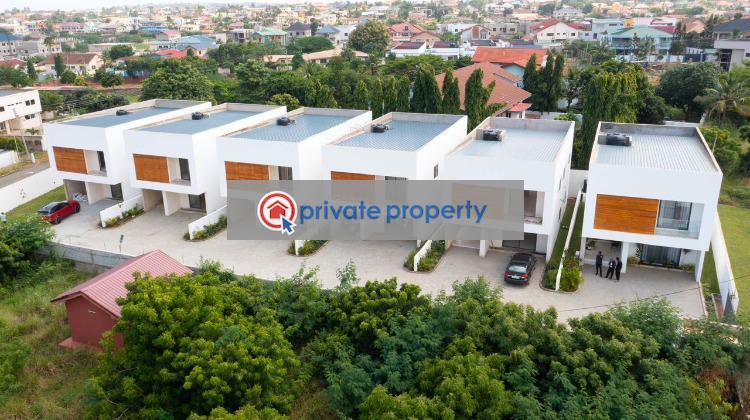 4 bedroom Townhouse For Sale &nbsp;sakumono Tema Accra - 2