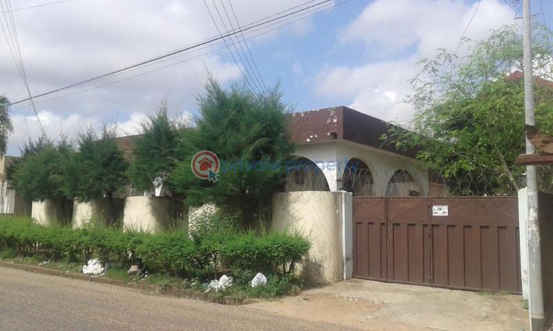 6 bedroom House For Sale Achimota Accra - 0