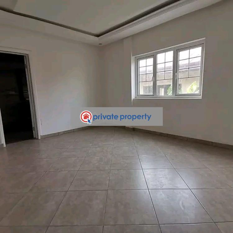 6 bedroom Townhouse For Sale &nbsp;east Airport Airport Residential Area Accra - 6