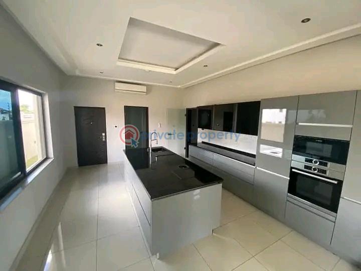 6 bedroom House For Sale East Legon Accra - 9