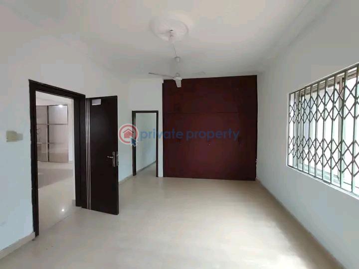 6 bedroom House For Rent Dzorwulu Accra - 9