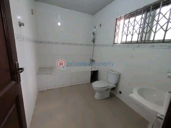 6 bedroom House For Rent Dzorwulu Accra - 10