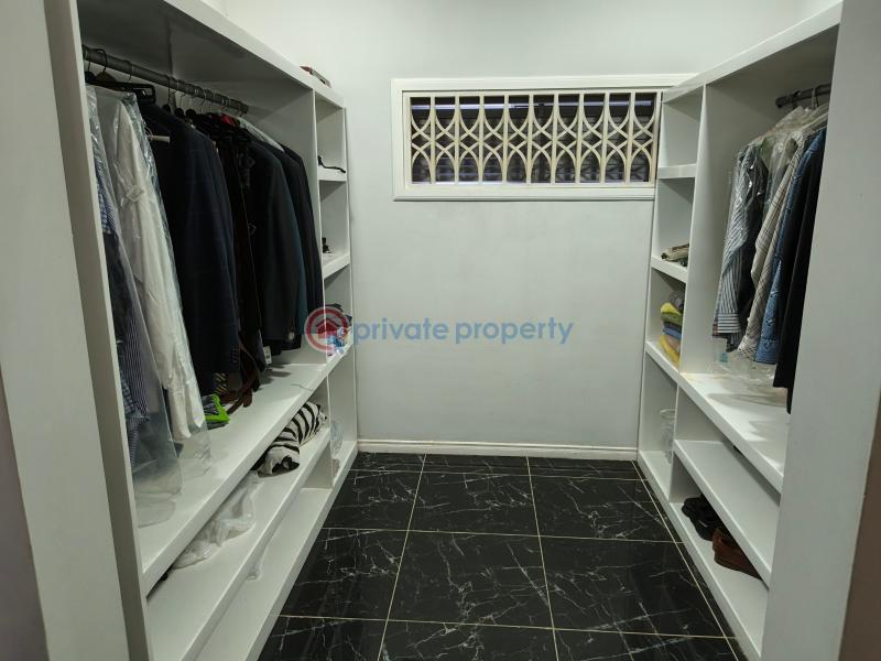 6 bedroom House For Sale Tseaddo Bushroad Rasta- Bush Road Tse Addo Accra - 7