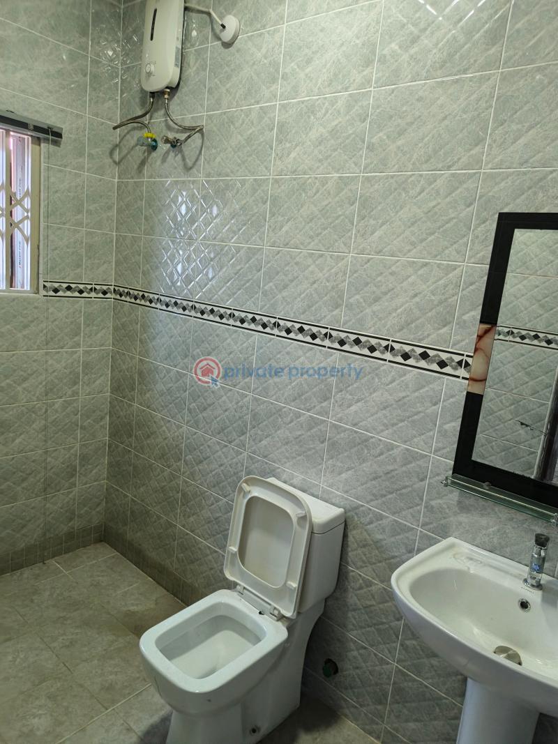 6 bedroom House For Sale Tseaddo Bushroad Rasta- Bush Road Tse Addo Accra - 12