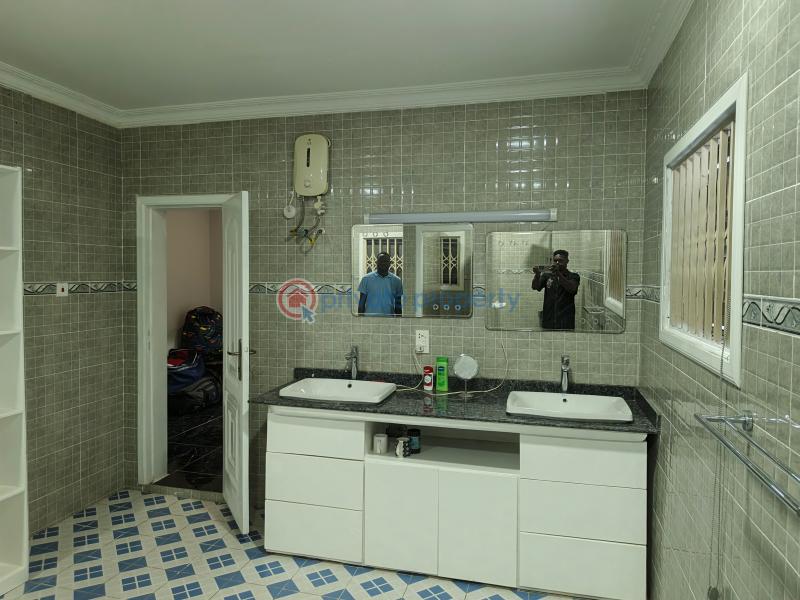 6 bedroom House For Sale Tseaddo Bushroad Rasta- Bush Road Tse Addo Accra - 9