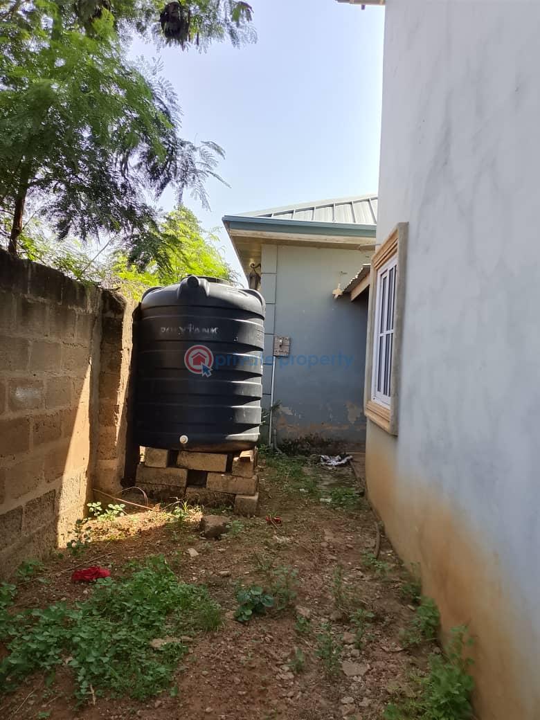 6 bedroom Detached Duplex For Sale Agape Ablekuma Ghana Accra Metropolitan  - 5