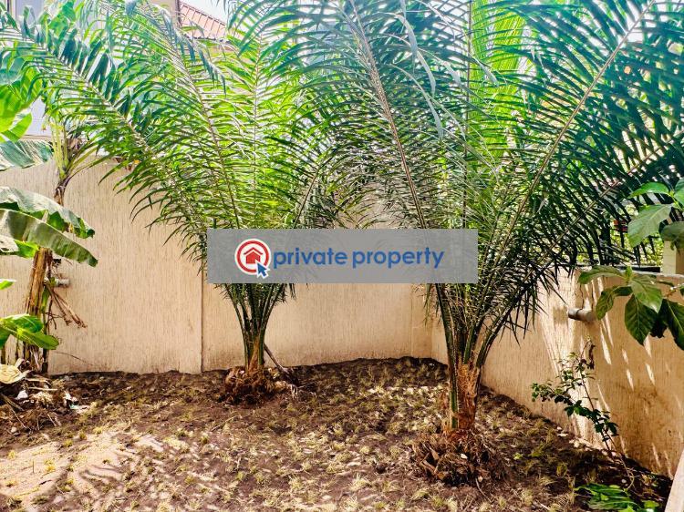 7 bedroom House For Sale &nbsp;trasacco Road Adjiringanor East Legon Accra - 11