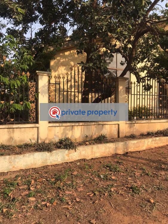 7 bedroom House For Sale Adenta Municipal Accra - 3