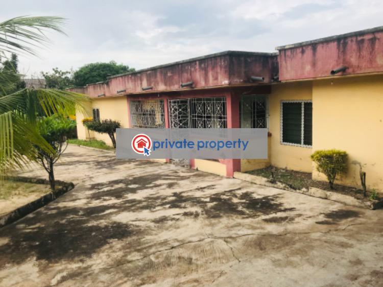 7 bedroom House For Sale Kumasi Metropolitan Ashanti - 1
