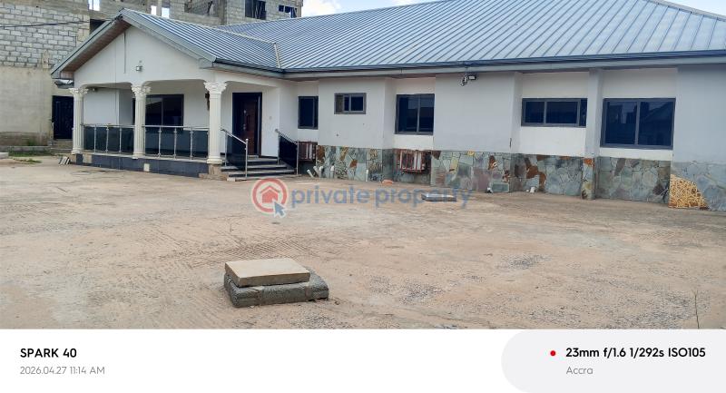 7 bedroom House For Rent K Boat, Pillar 2. Pillar 2 Ga East Municipal Accra - 1