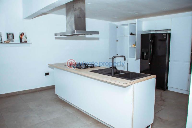 7 bedroom House For Sale McCarthy Hill Ga South Municipal Accra - 11