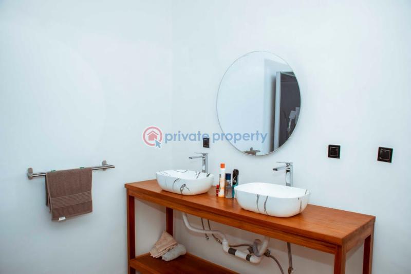 7 bedroom House For Sale McCarthy Hill Ga South Municipal Accra - 14