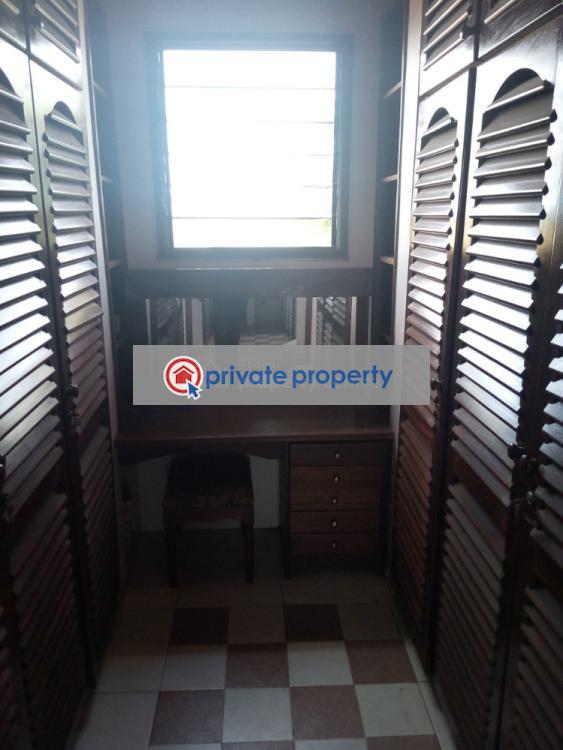 7 bedroom House For Sale &nbsp;tema Community18 Tema Accra - 18