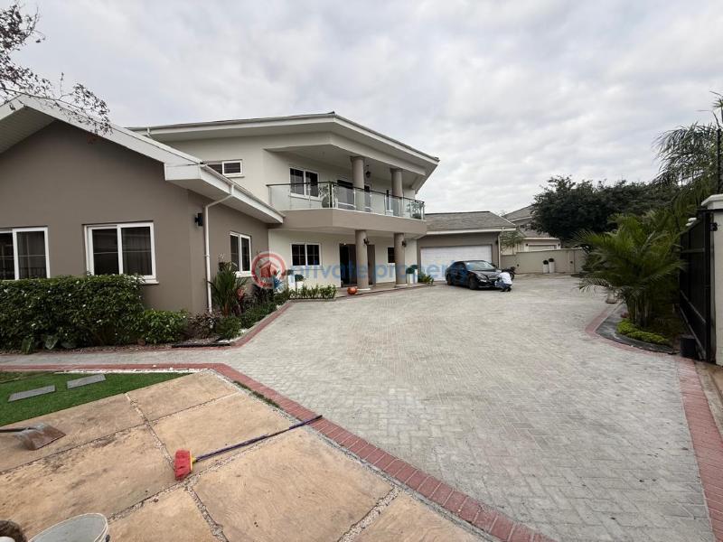 7 bedroom House For Rent East Airport Airport Residential Area Accra - 5
