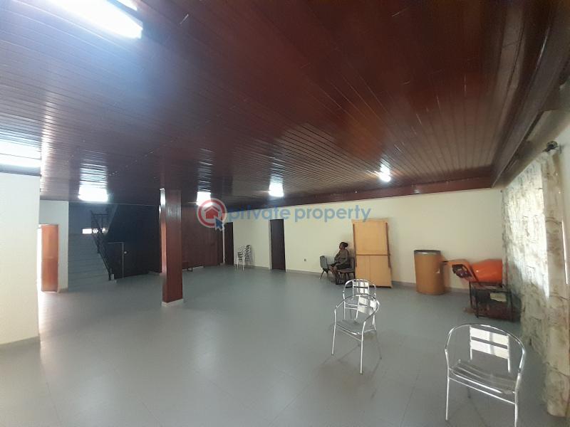 7 bedroom Detached Duplex For Sale Close To The Achimota Mall Accra - 0