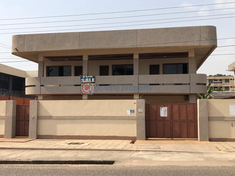 7 bedroom Detached Duplex For Sale Close To The Achimota Mall Accra - 11