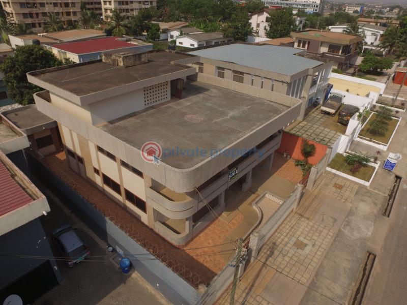 7 bedroom Detached Duplex For Sale Close To The Achimota Mall Accra - 7