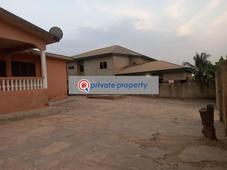 7 bedroom House For Sale &nbsp;feyiase On Atonsu Aputuogya Road. Kumasi Metropolitan Ashanti - 3