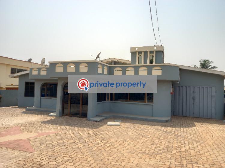 7 bedroom House For Sale &nbsp;abrepo (asubonten) Near Bantama/ Sofoline. Kumasi Metropolitan Ashanti - 4