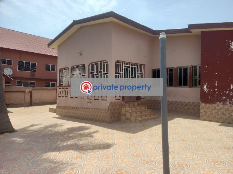 7 bedroom House For Sale &nbsp;abuakwa Near Tanoso. Kumasi Metropolitan Ashanti - 3