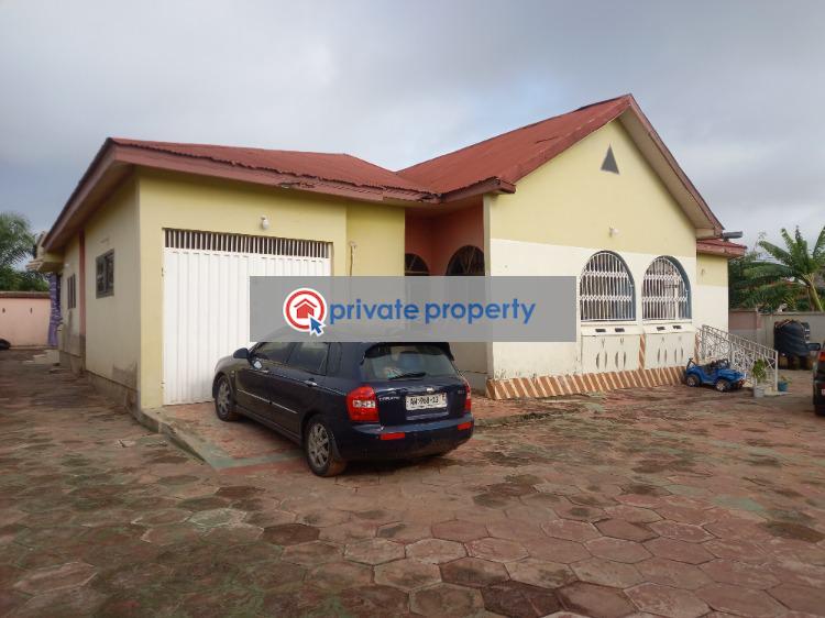 7 bedroom House For Sale &nbsp;dompoase Near Atonsu. Kumasi Metropolitan Ashanti - 8