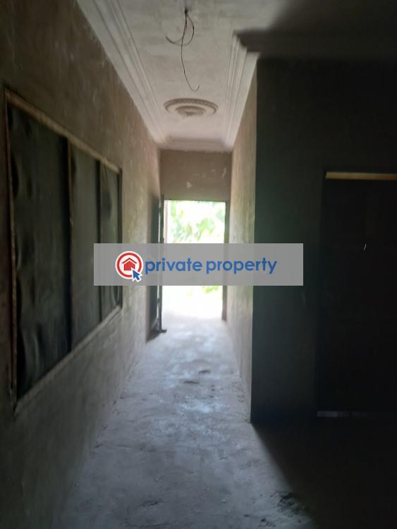 7 bedroom House For Sale &nbsp;kodie Danase On Kumasi Offinso/techiman Road. Kumasi Metropolitan Ashanti - 8