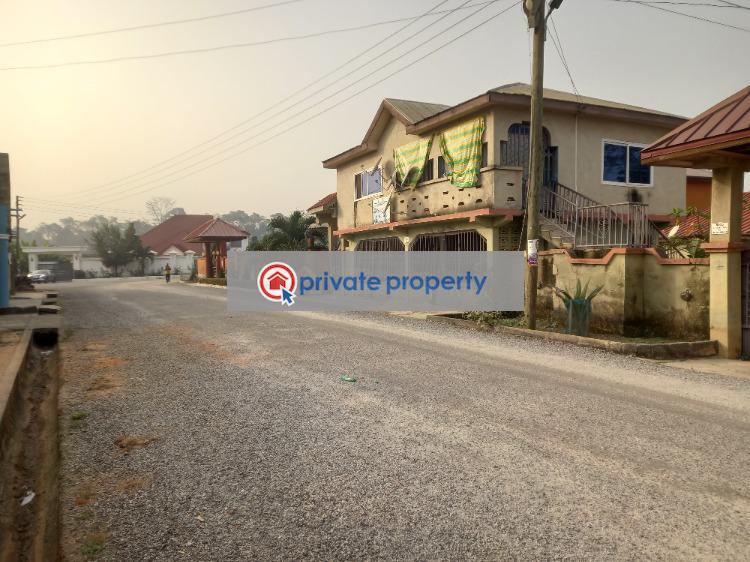 7 bedroom House For Sale &nbsp;owhim Amanfrom On Abrepo Road. Kumasi Metropolitan Ashanti - 10