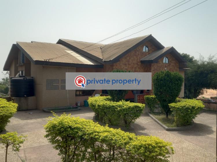 7 bedroom House For Sale &nbsp;afrancho After Kronum. Kumasi Metropolitan Ashanti - 1