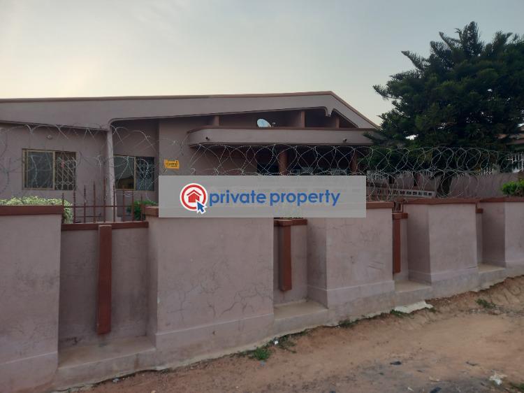 7 bedroom House For Sale &nbsp;anwiaa Near Tafo Pankrono. Kumasi Metropolitan Ashanti - 2