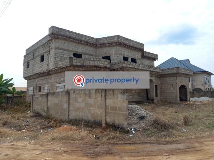 7 bedroom House For Sale &nbsp;on Abrepo Road. Kumasi Metropolitan Ashanti - 6
