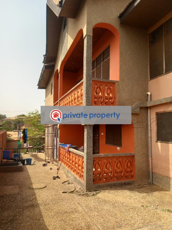 7 bedroom House For Sale &nbsp;afrancho After Kronum. Kumasi Metropolitan Ashanti - 5