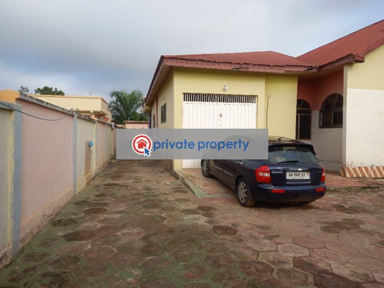 7 bedroom House For Sale &nbsp;dompoase Near Atonsu. Kumasi Metropolitan Ashanti - 6