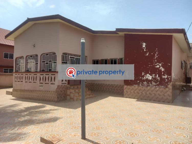 7 bedroom House For Sale &nbsp;abuakwa Near Tanoso. Kumasi Metropolitan Ashanti - 6