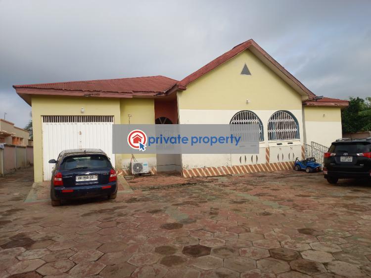 7 bedroom House For Sale &nbsp;dompoase Near Atonsu. Kumasi Metropolitan Ashanti - 5