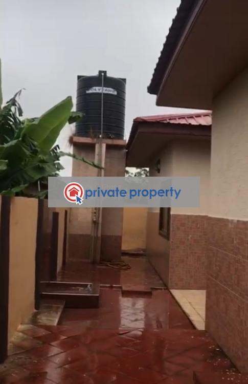 7 bedroom House For Sale &nbsp;kotei Deduako Near Knust/ Tech. Kumasi Metropolitan Ashanti - 4