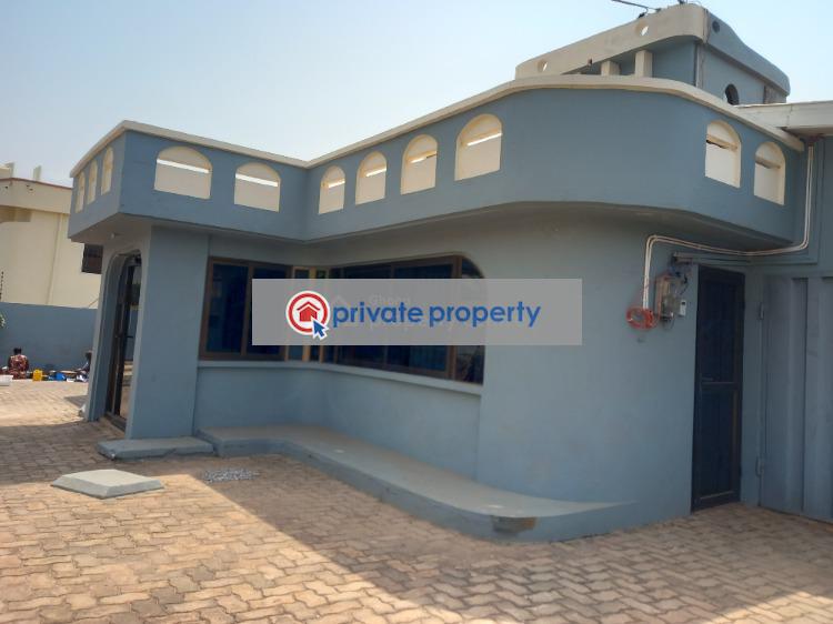 7 bedroom House For Sale &nbsp;abrepo (asubonten) Near Bantama/ Sofoline. Kumasi Metropolitan Ashanti - 2