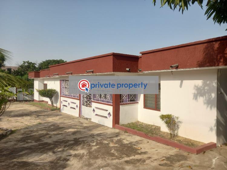 7 bedroom House For Sale &nbsp;sepe Dote Near Buokrom Estate Junction. Kumasi Metropolitan Ashanti - 1