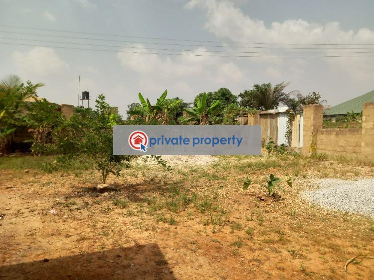 7 bedroom House For Sale &nbsp;aboabo Kese On Ahodwo Daban Road. Kumasi Metropolitan Ashanti - 10