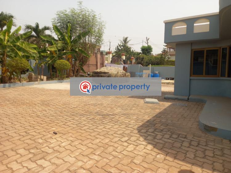 7 bedroom House For Sale &nbsp;abrepo (asubonten) Near Bantama/ Sofoline. Kumasi Metropolitan Ashanti - 5